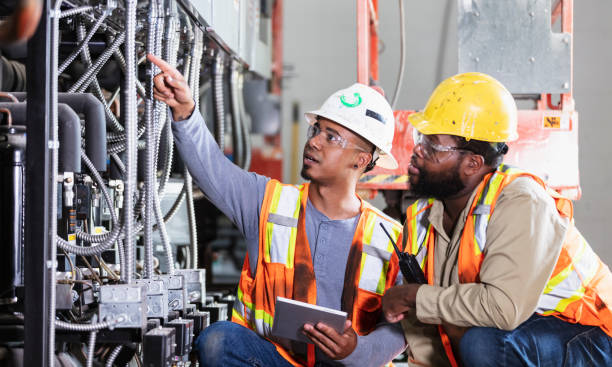 Best Affordable Electrician  in Great Neck Gardens, NY